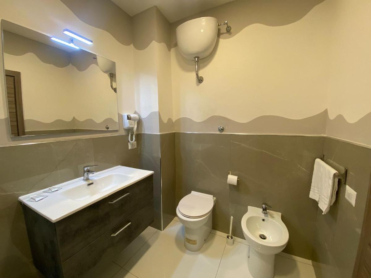 Hotel La Pace Νάπολη Εξωτερικό φωτογραφία