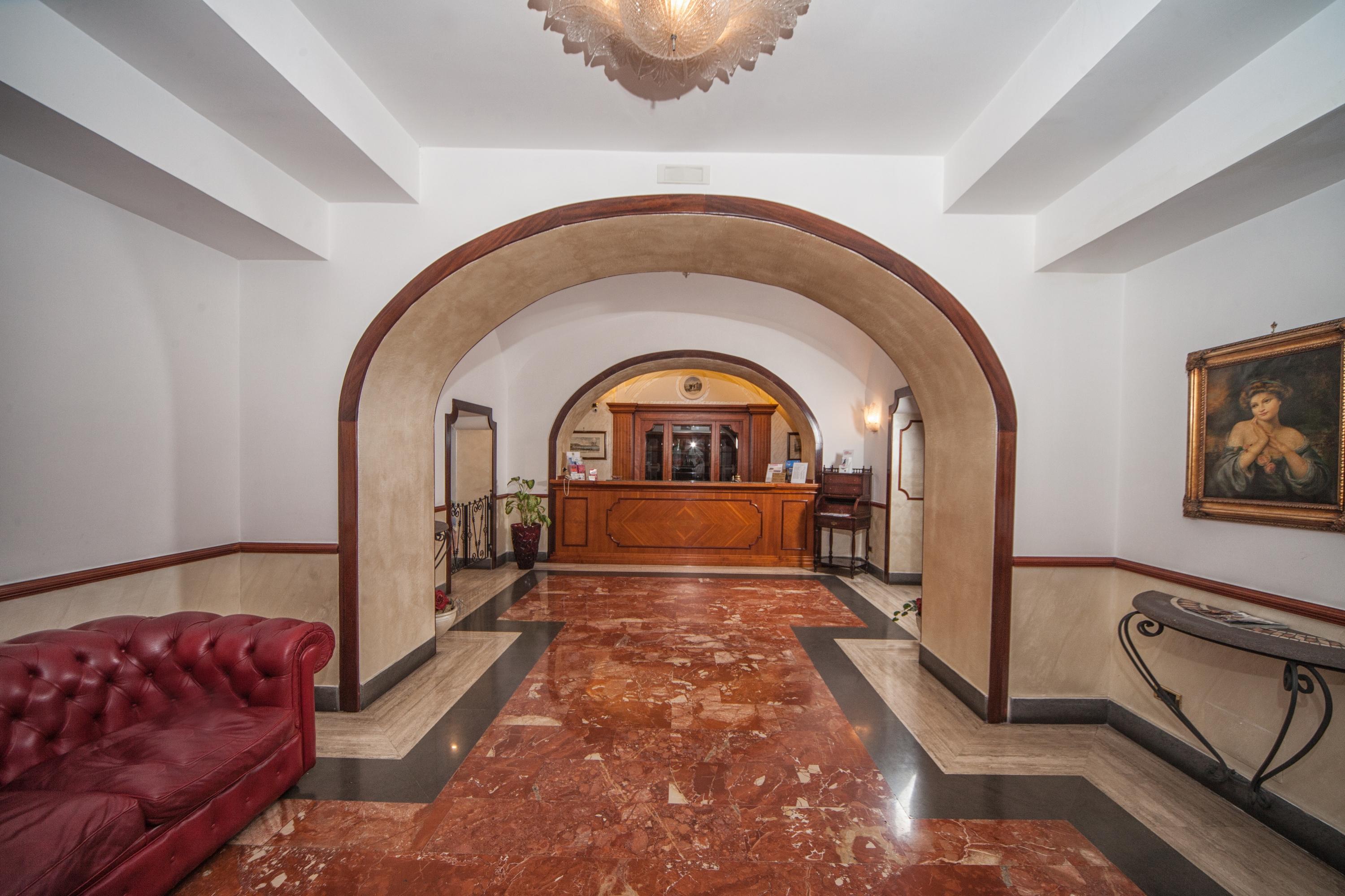 Hotel La Pace Νάπολη Εξωτερικό φωτογραφία