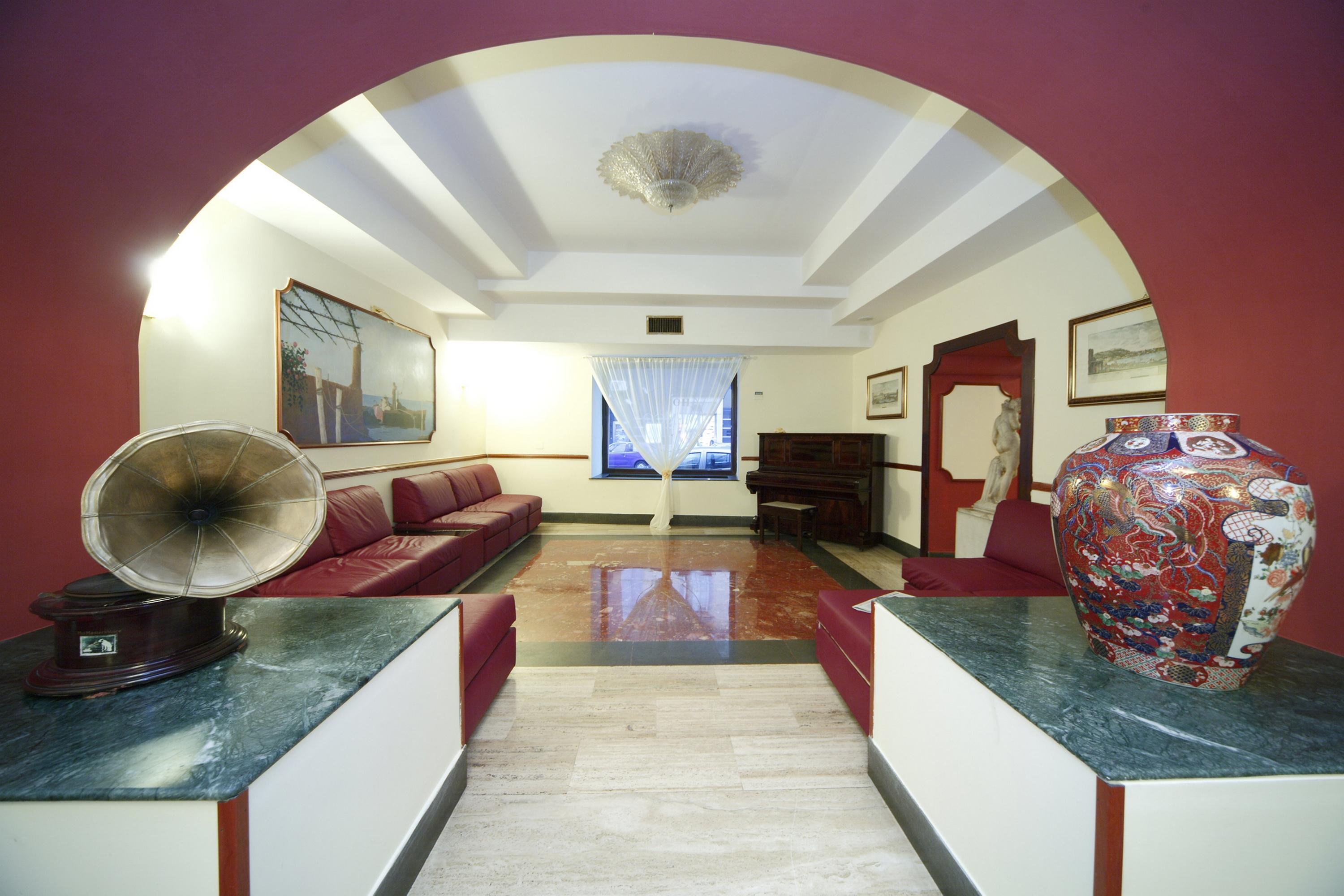 Hotel La Pace Νάπολη Εξωτερικό φωτογραφία