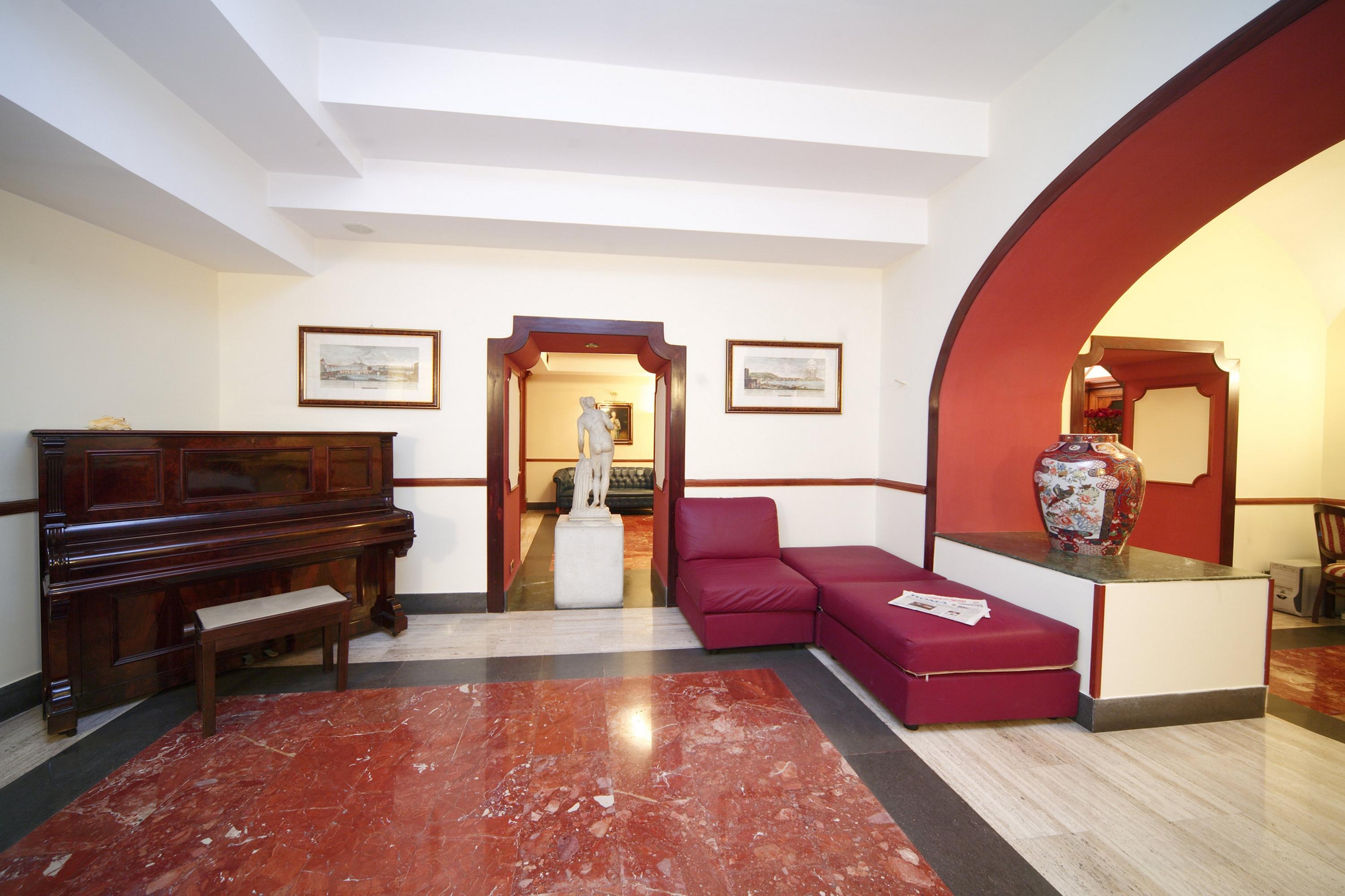 Hotel La Pace Νάπολη Εσωτερικό φωτογραφία