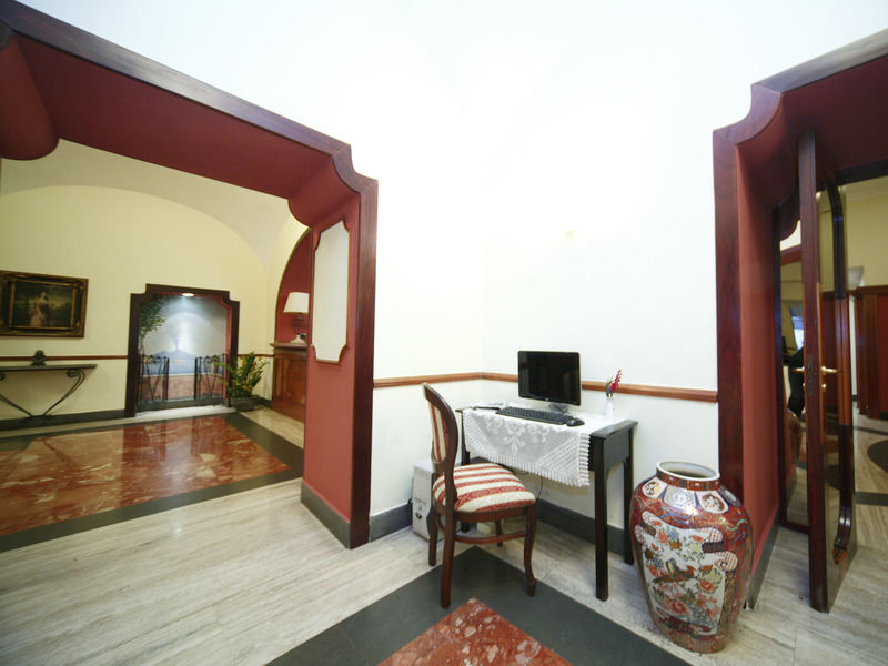 Hotel La Pace Νάπολη Εξωτερικό φωτογραφία